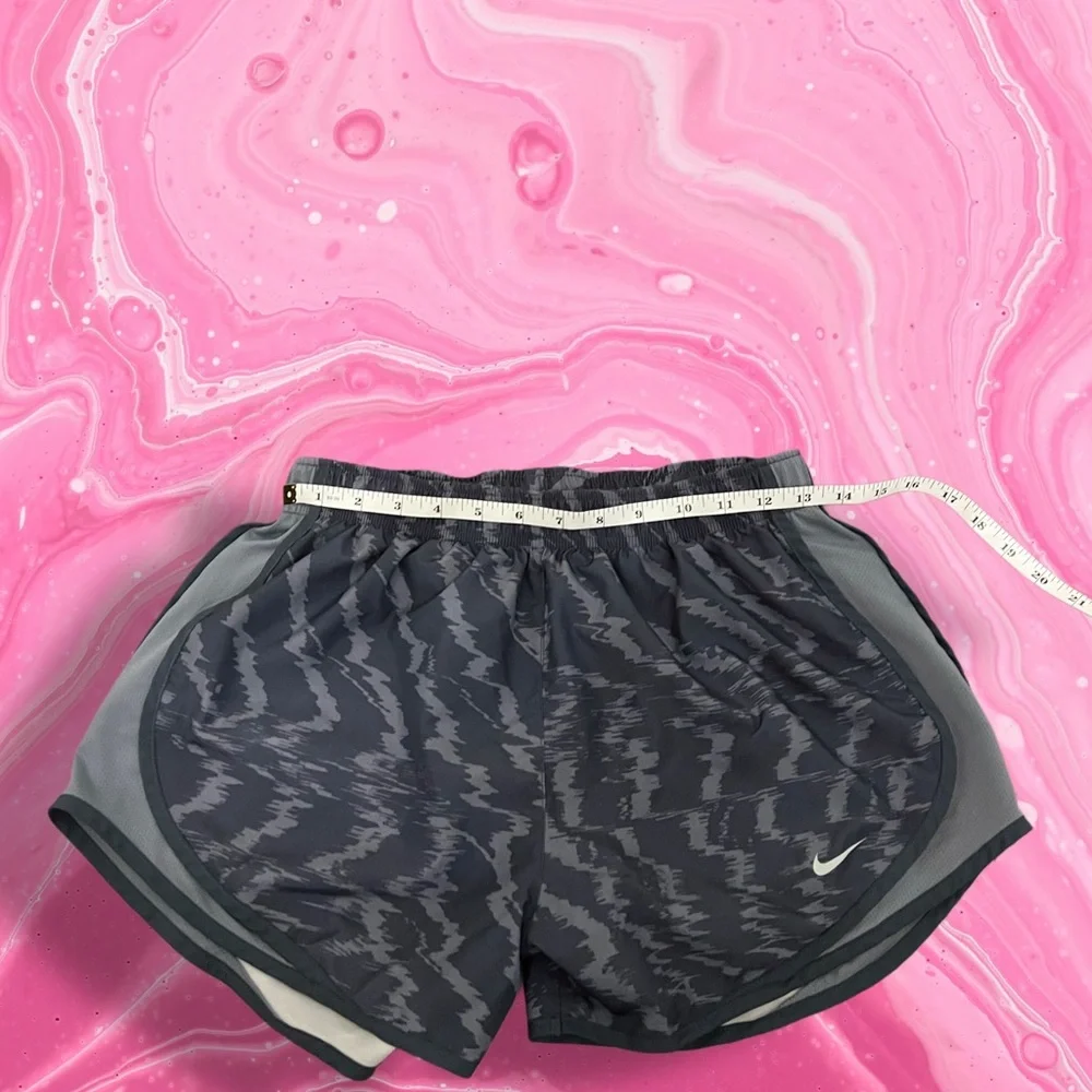 Nike‎ Dri-Fit Black & Gray Pattern Running Shorts